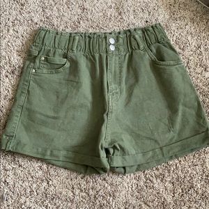 Cute military green shorts